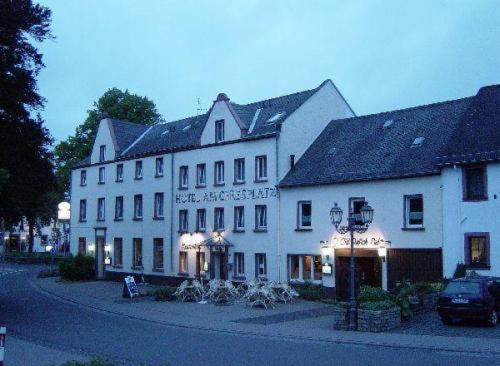 Hotel Am Ceresplatz Мандершайд Экстерьер фото